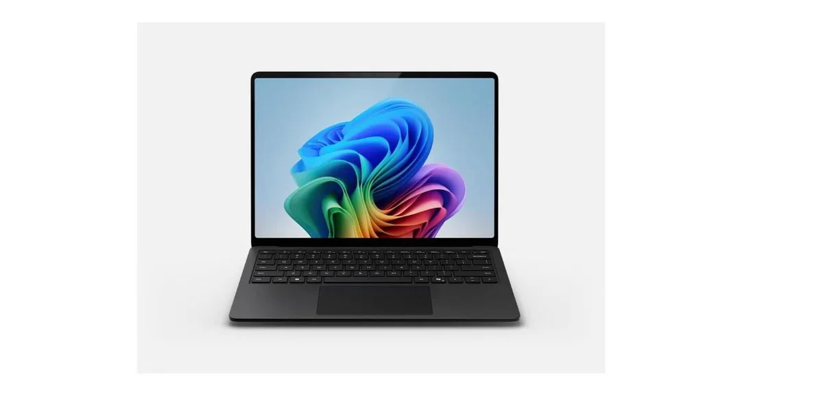 Microsoft Microsoft Surface Laptop 7 Snapdragon X Elite 13.8" 120Hz 16GB 1TB ZXZ-00005 — תמונת המוצר