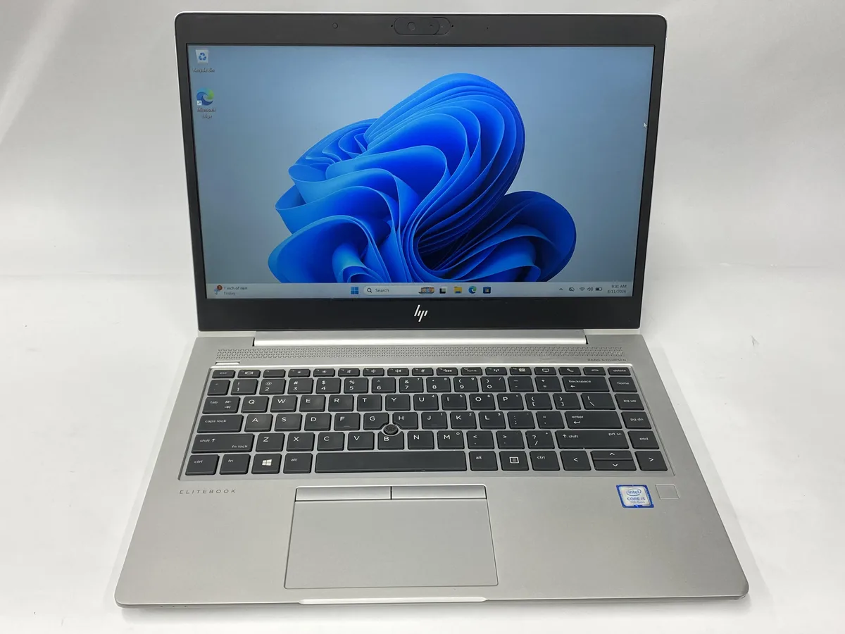 Silver HP EliteBook 840 G5 14 inch laptop closed on white background