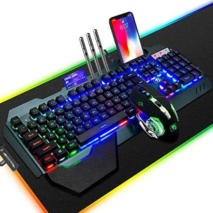 TAURKENAM TAURKENAM Gaming Keyboard with Magnetic Wrist Rest and Phone Holder — Produktfoto