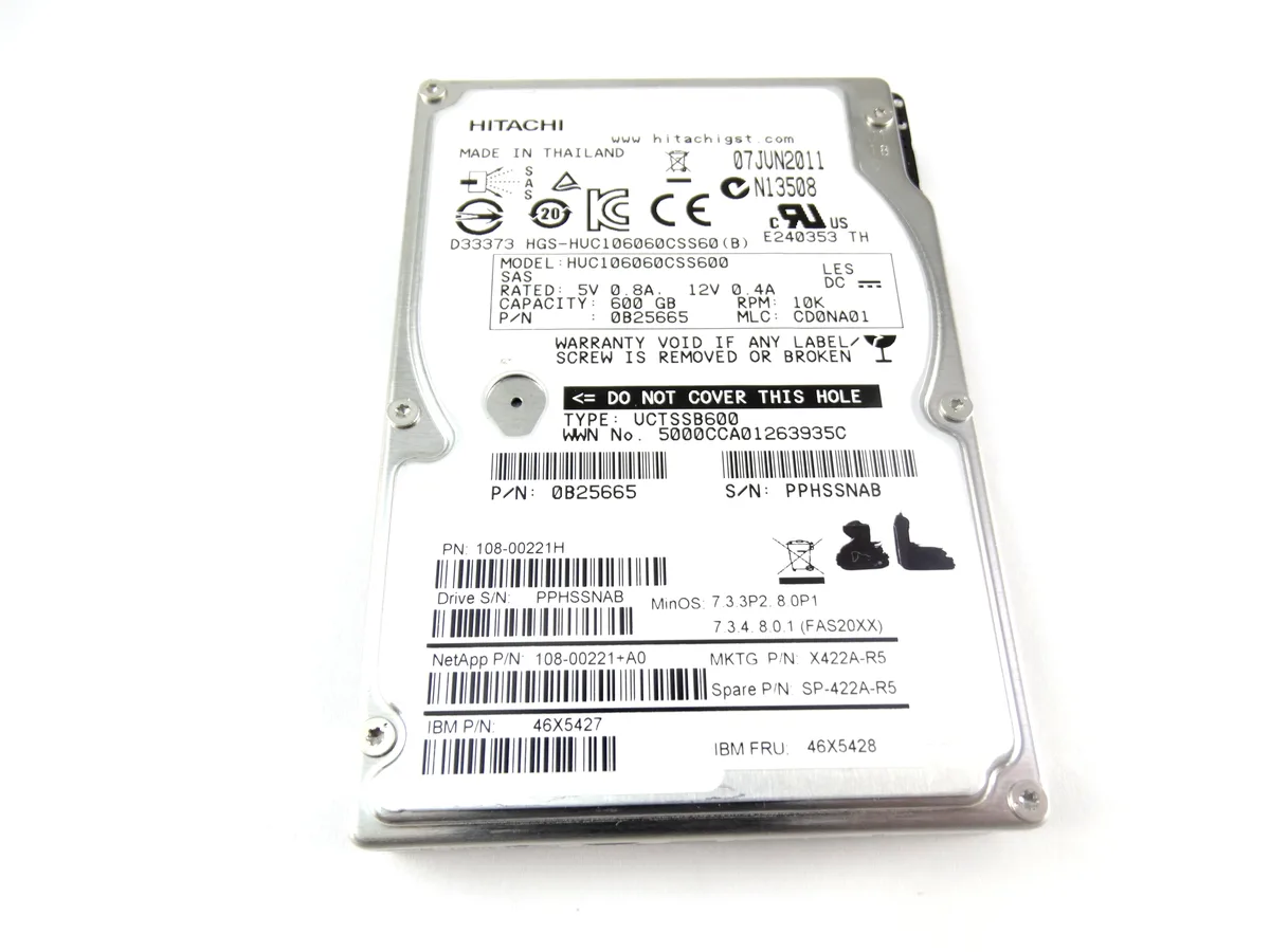IBM IBM 600GB 10000 RPM 2.5 SAS internal hard drive — 商品写真