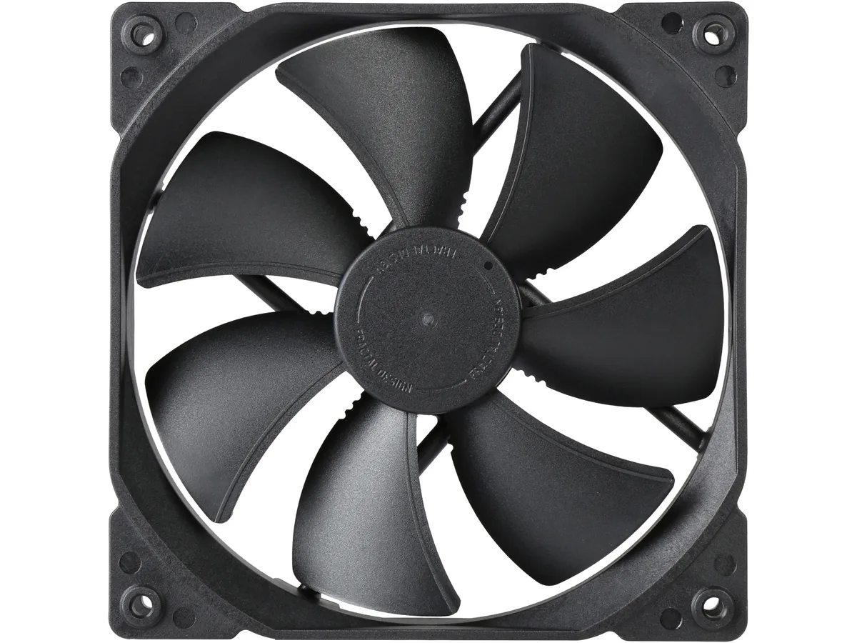 Black 140mm square case fan with seven dark blades and a 25mm thick frame