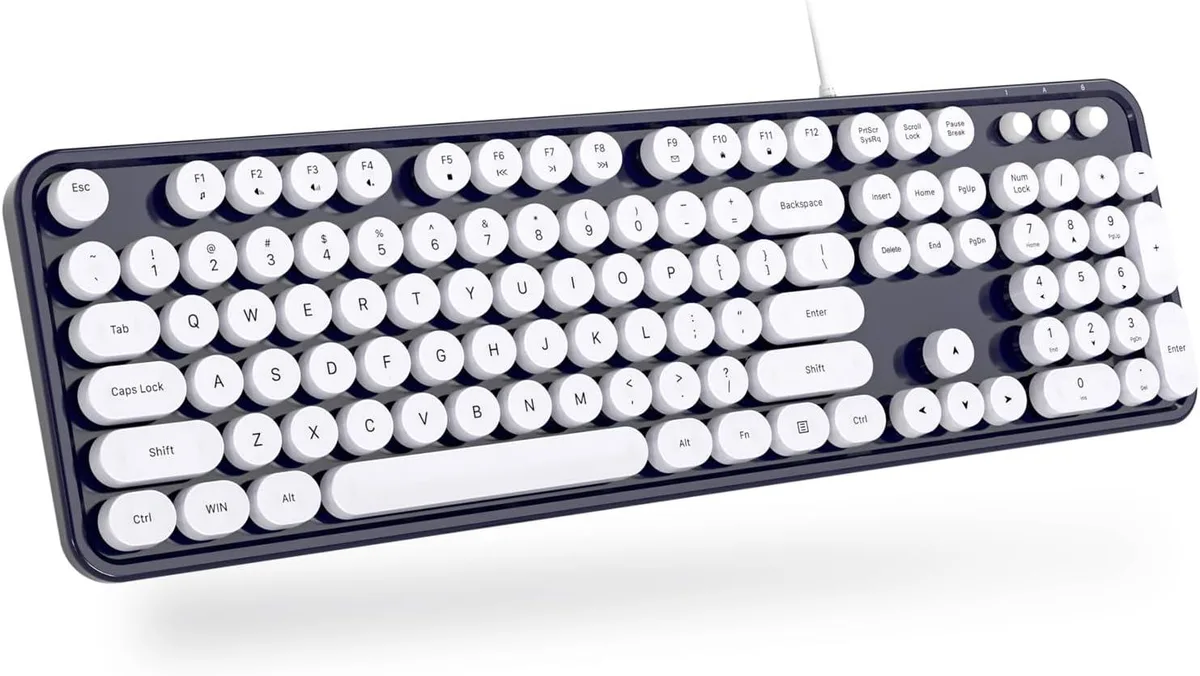 TUKO TUKO Wired Gaming Keyboard 104 Keys Black — product photo