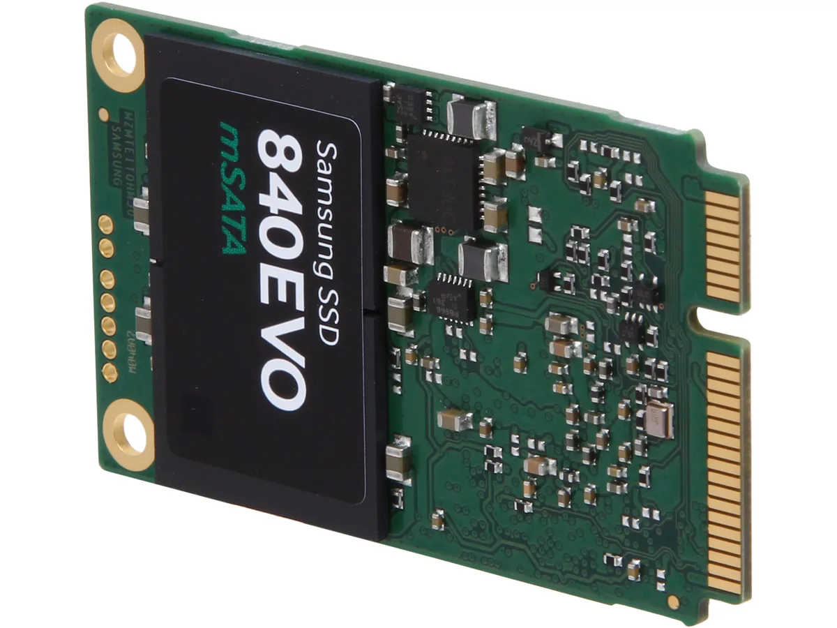 SAMSUNG SAMSUNG 840 EVO mSATA 500GB internal SSD MZ-MTE500BW — toote foto