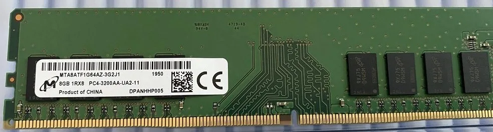 Micron Technology, Inc. Micron Technology, Inc. MTA8ATF1G64AZ-3G2J1 DDR4 8GB 3200 MT/s CL23 288-Pin UDIMM 1.2V desktop RAM — photo du produit