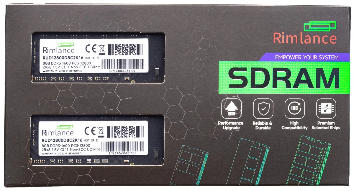Two green DDR3 desktop RAM sticks with gold contacts and black heat spreaders