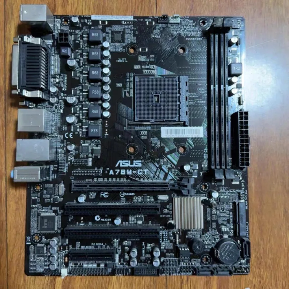 ASUS ASUS A78M-CT AMD A78 DDR3 32GB Micro ATX Motherboard — photo du produit