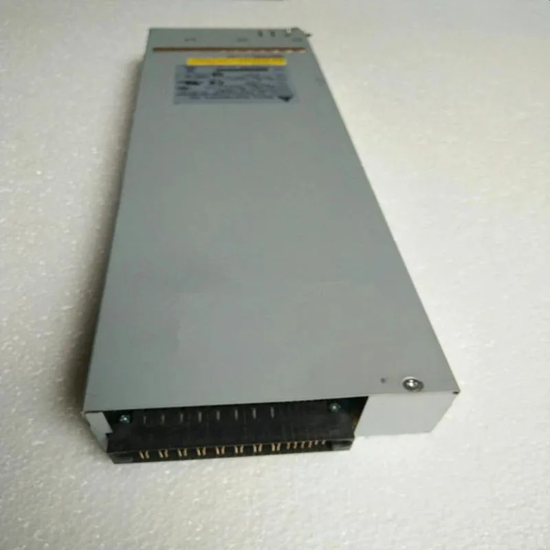 KHACHIMO KHACHIMO NetApp X763-R6 1300W Power Supply TDPS-1350AB A 114-00040+A3 — photo du produit