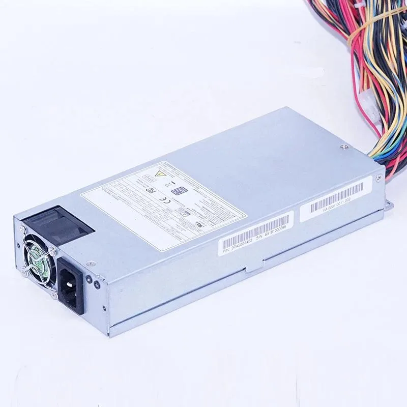 Compact 1U gold power supply with rear fan and modular cables
