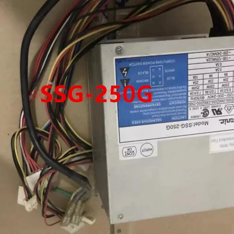 KHACHIMO KHACHIMO SSG-250G 250W 80 PLUS Gold ATX power supply — photo du produit