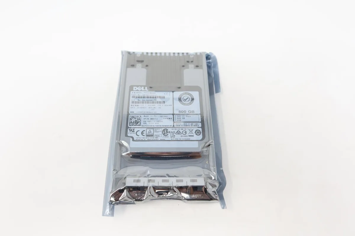 DELL DELL 800GB SAS 2.5" 12G MU SSD Gen14 PX04SMB080 M91TJ — productfoto