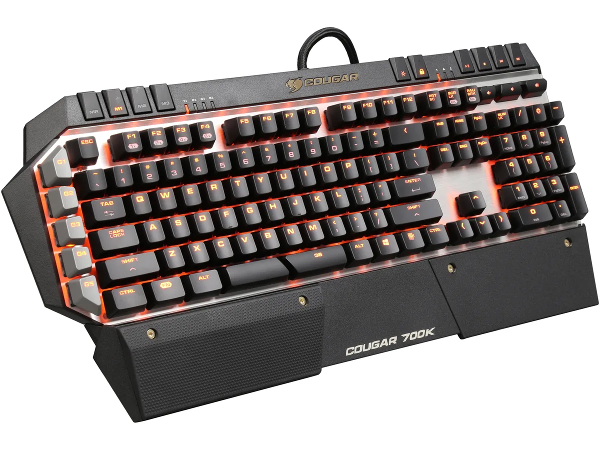 COUGAR COUGAR KBC700-3IS gaming keyboard Cherry MX Blue switches — photo du produit