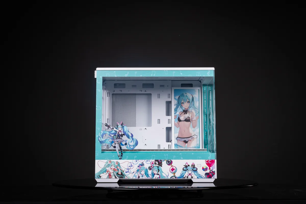 Corn Electronics Corn Electronics Bauhaus Micro-ATX ITX PC Case Hatsune Miku Edition — photo du produit