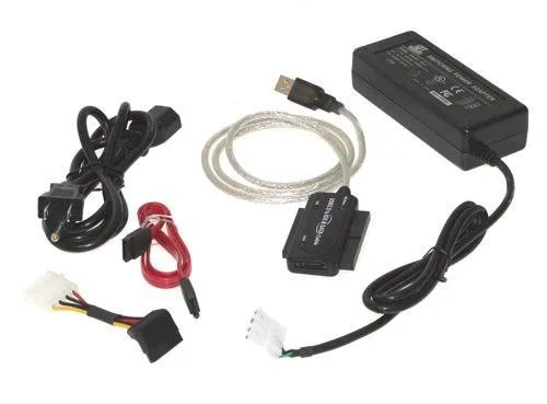 CableMAX CableMAX USB 2.0 to SATA/IDE hard drive adapter — fotografie produktu