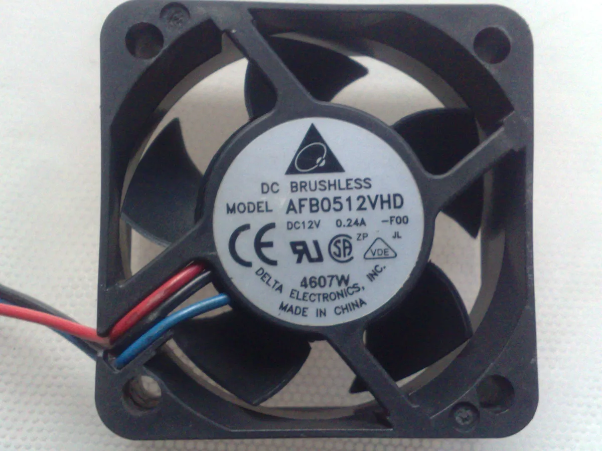 Fans Fans AFB0512VHDBearing 5020 12V .24A 5000 rpm case fan — product photo