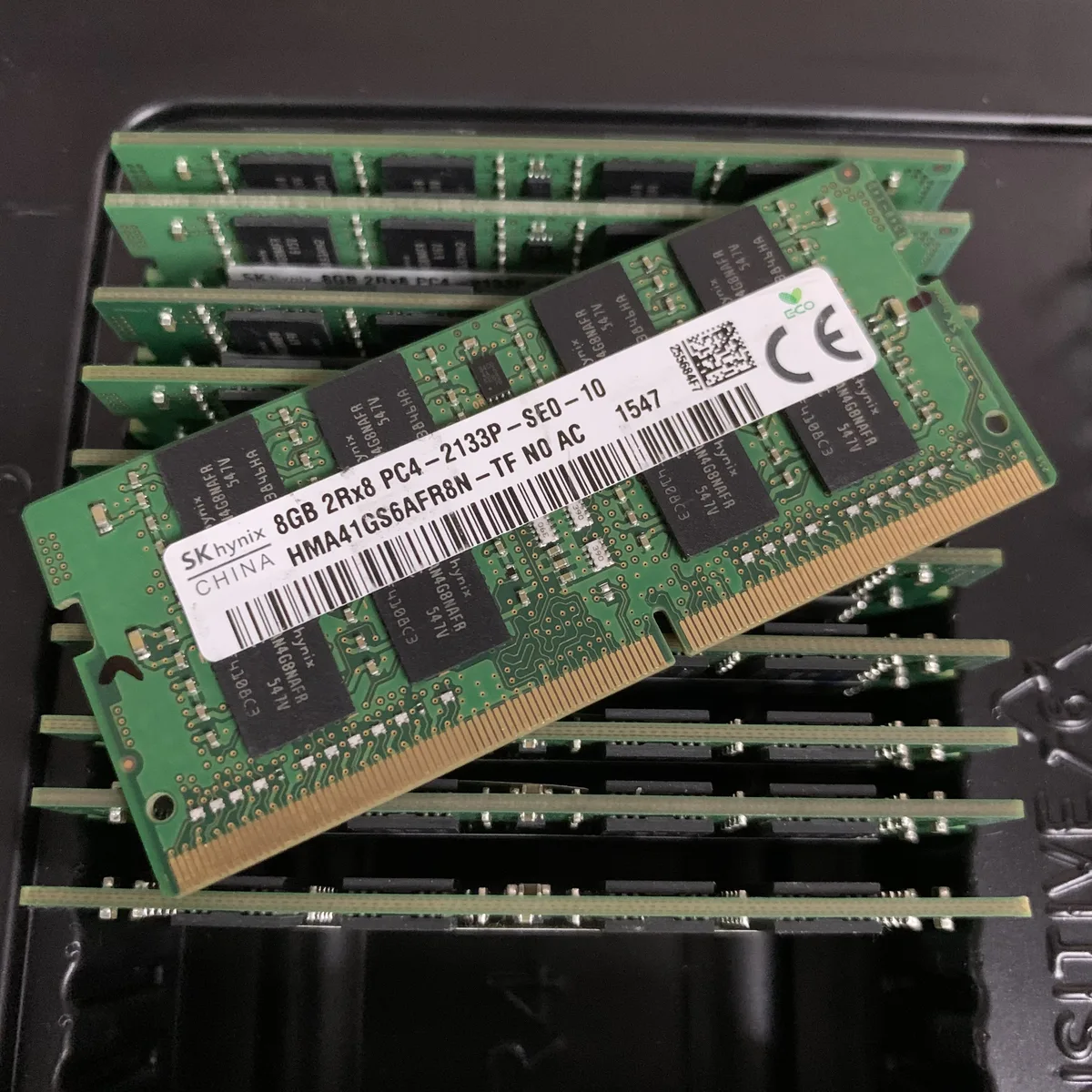 SK hynix SK hynix HMA41GS6AFR8N-TF 8GB DDR4-2133 CL15 1.2V SODIMM laptop RAM — fotografija proizvoda