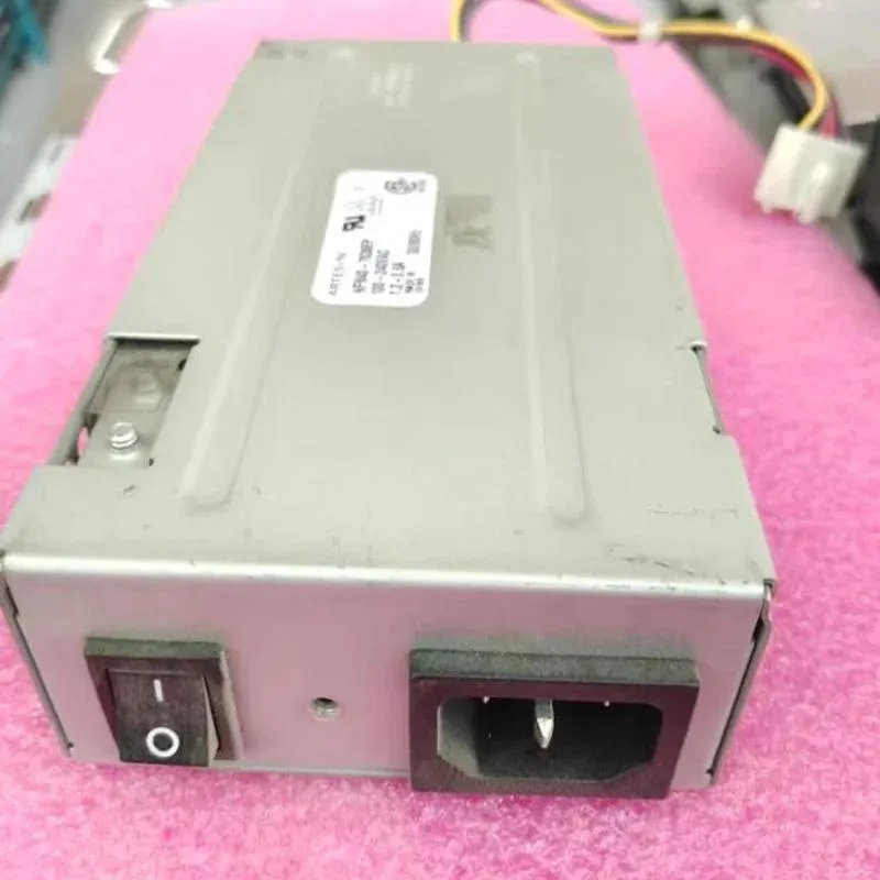 KHACHIMO KHACHIMO NFN40-7638EP 40W ATX power supply 80 PLUS Gold — photo du produit