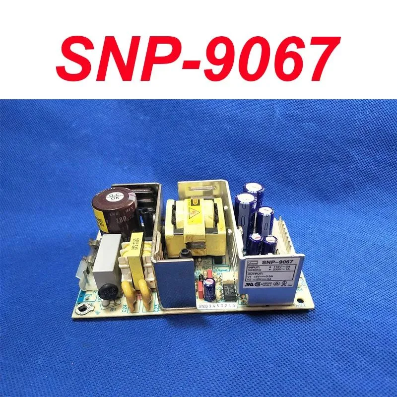 KHACHIMO KHACHIMO ARTESYN Power Supply SNP-9067 ATX — Produktfoto