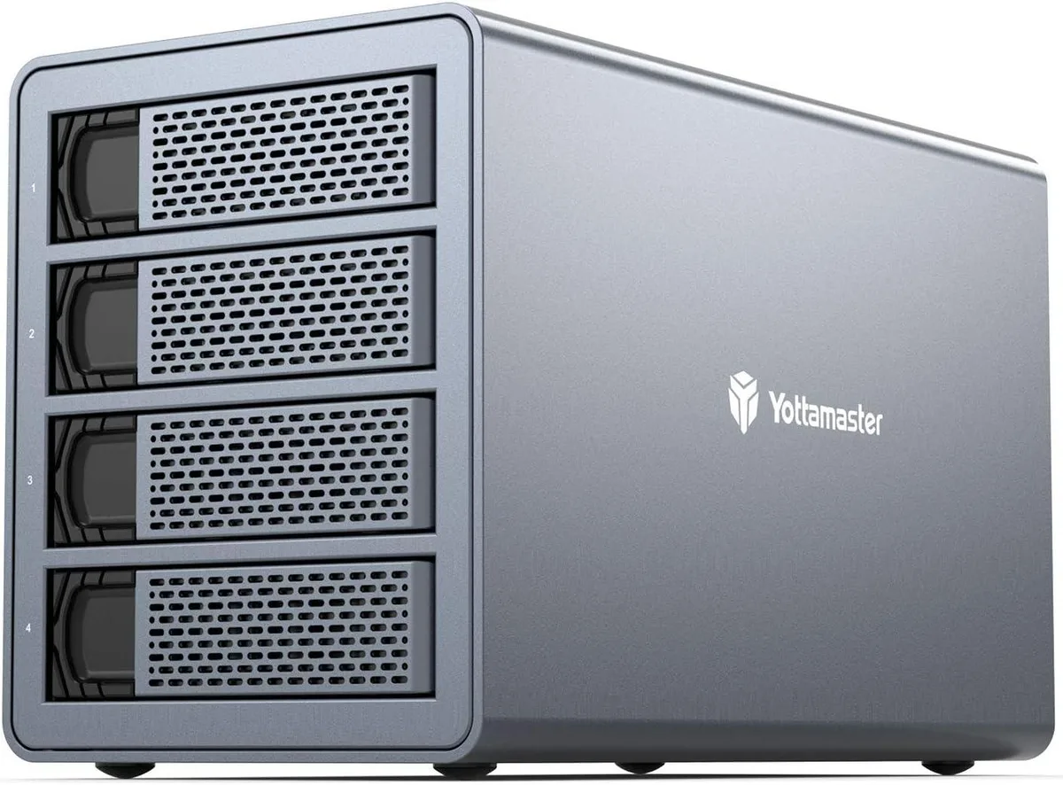 Yottamaster Yottamaster 4 Bay Hard Drive Enclosure 2.5"/3.5" USB 3.0 SATA Aluminum Gray — fotografia produsului