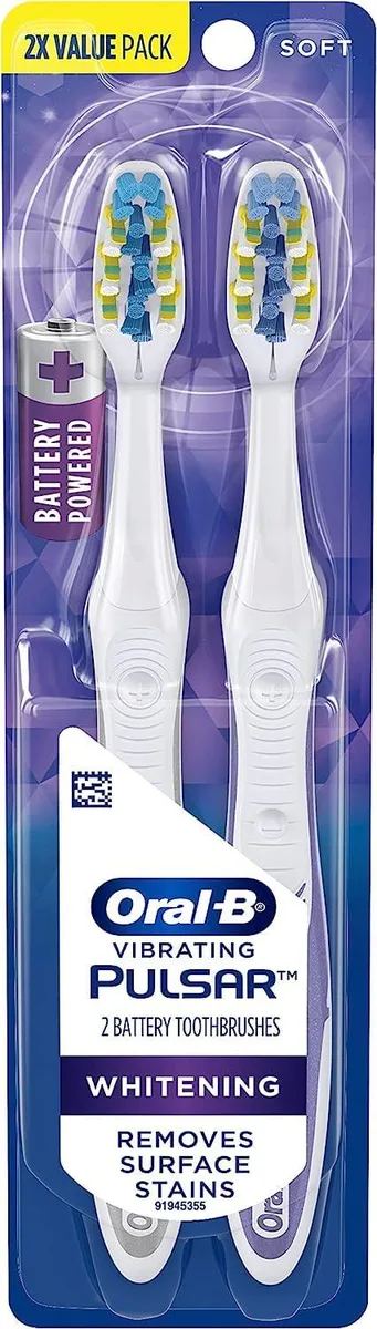  Oral-B Pulsar 3D White Battery Toothbrush Soft 2 Count — product photo