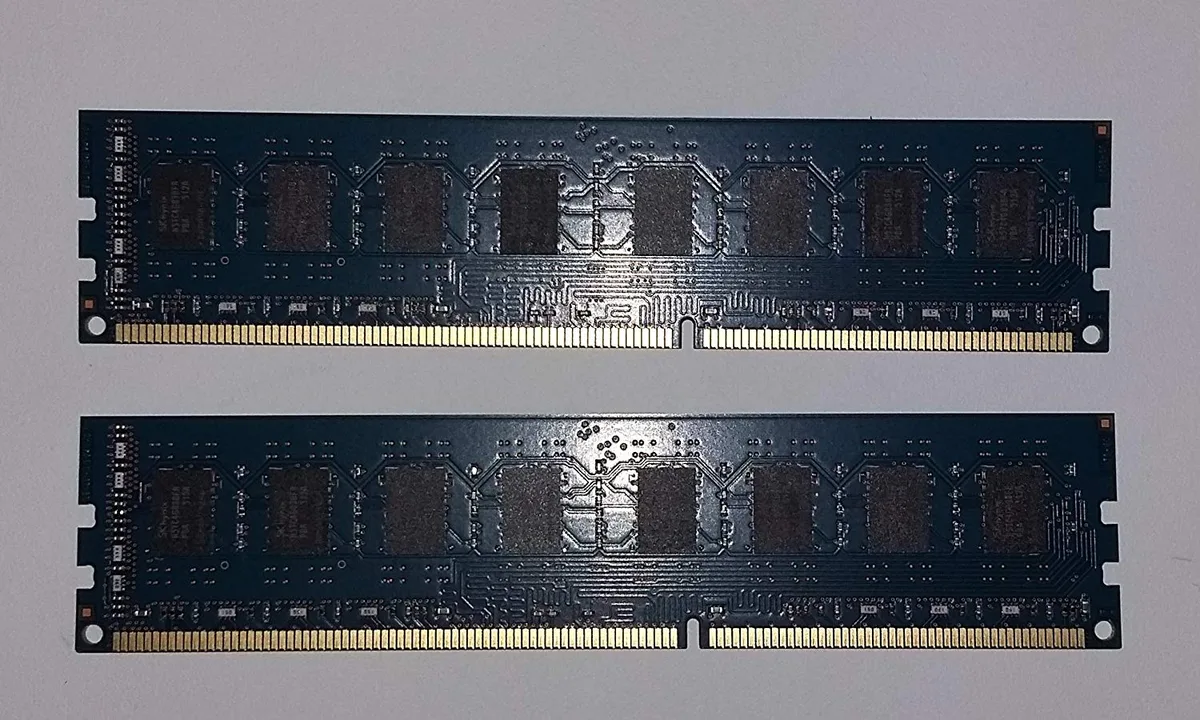 SK hynix SK hynix 16GB 2x8GB DDR3 PC3L-12800U 1600MHz 1.35V CL11 memory upgrade — produkto nuotrauka