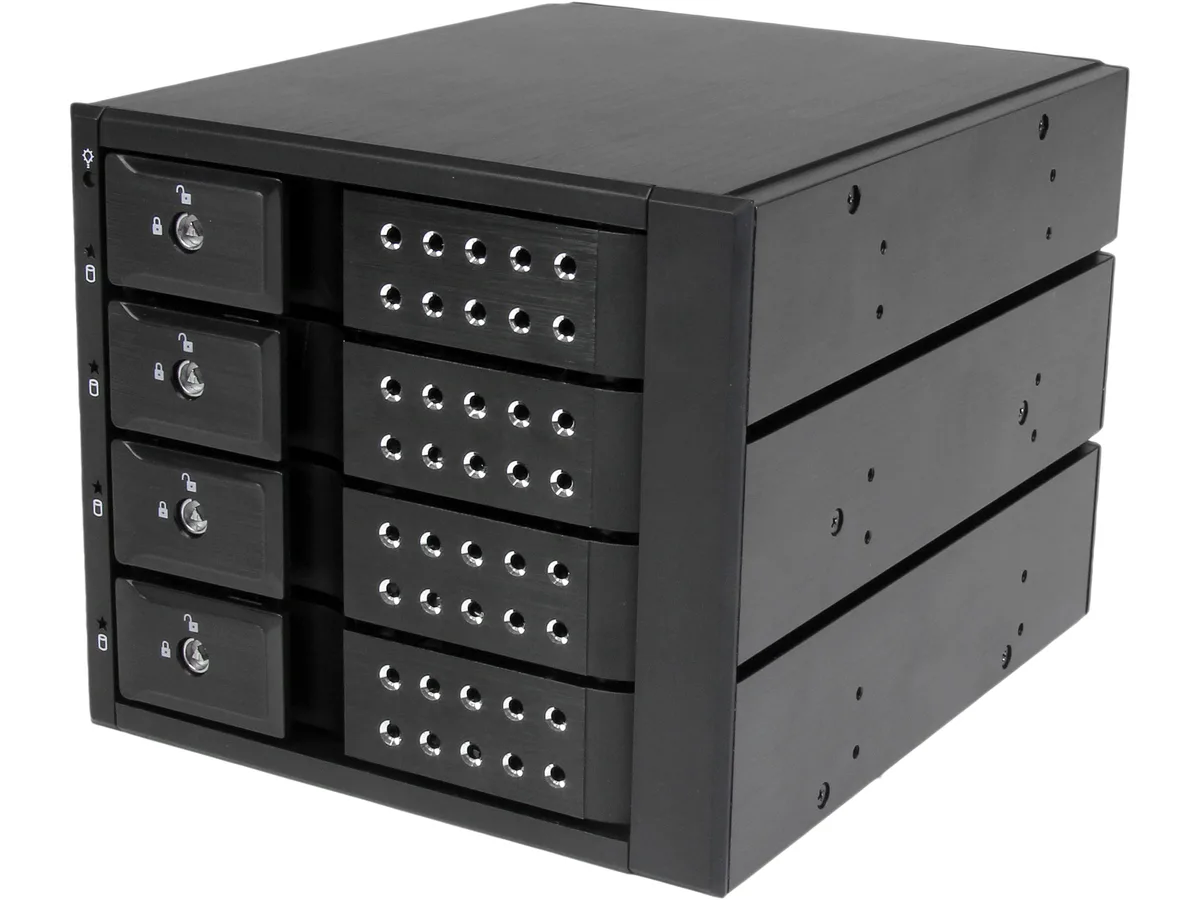 STARTECH STARTECH HSB4SATSASBA 4-bay 3.5in SAS II/SATA III 6 Gbps hdd accessory — foto do produto