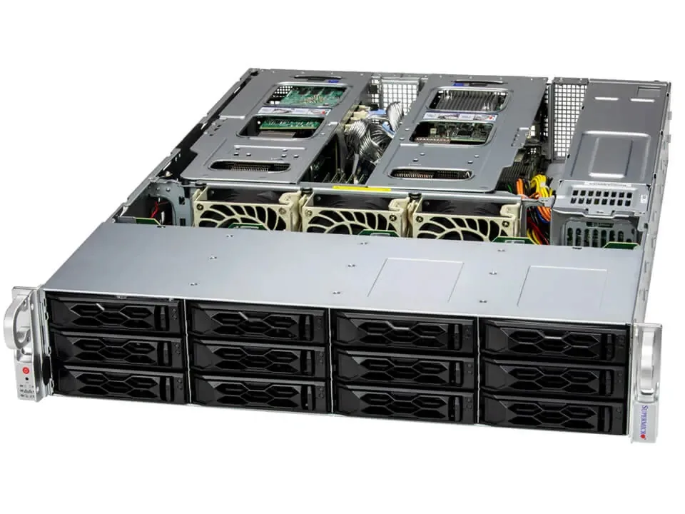 Supermicro Supermicro SYS-621C-TN12R-02-G1 2U rack server dual Xeon 4516Y+ 1TB DDR5 — fotografia produktu