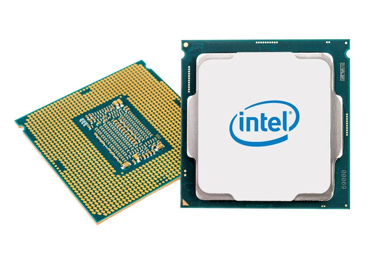 Intel Core i7-8700 OEM desktop processor, silver metal lid, green PCB, gold contact pads, no cooler included