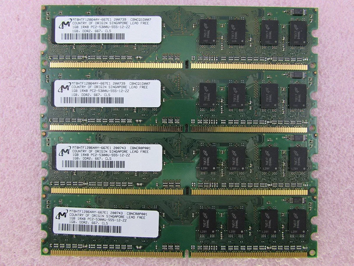 Micron Technology, Inc. Micron MT8HTF12864AY-667E1 4GB DDR2 667 desktop RAM — صورة المنتج