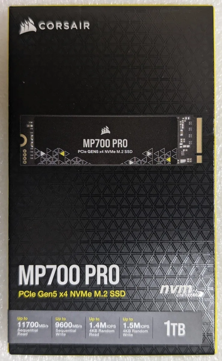 Corsair Corsair MP700 PRO 1TB internal SSD — product photo