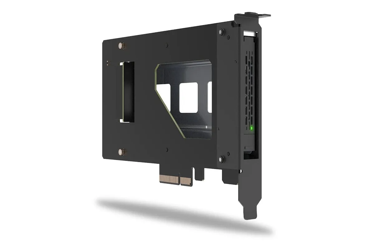 LORDWORLD LORDWORLD 111VP-B Hard Drive Adapter PCIe 4.0 U.2 U.3 NVMe 64Gbps 9.5mm — product photo