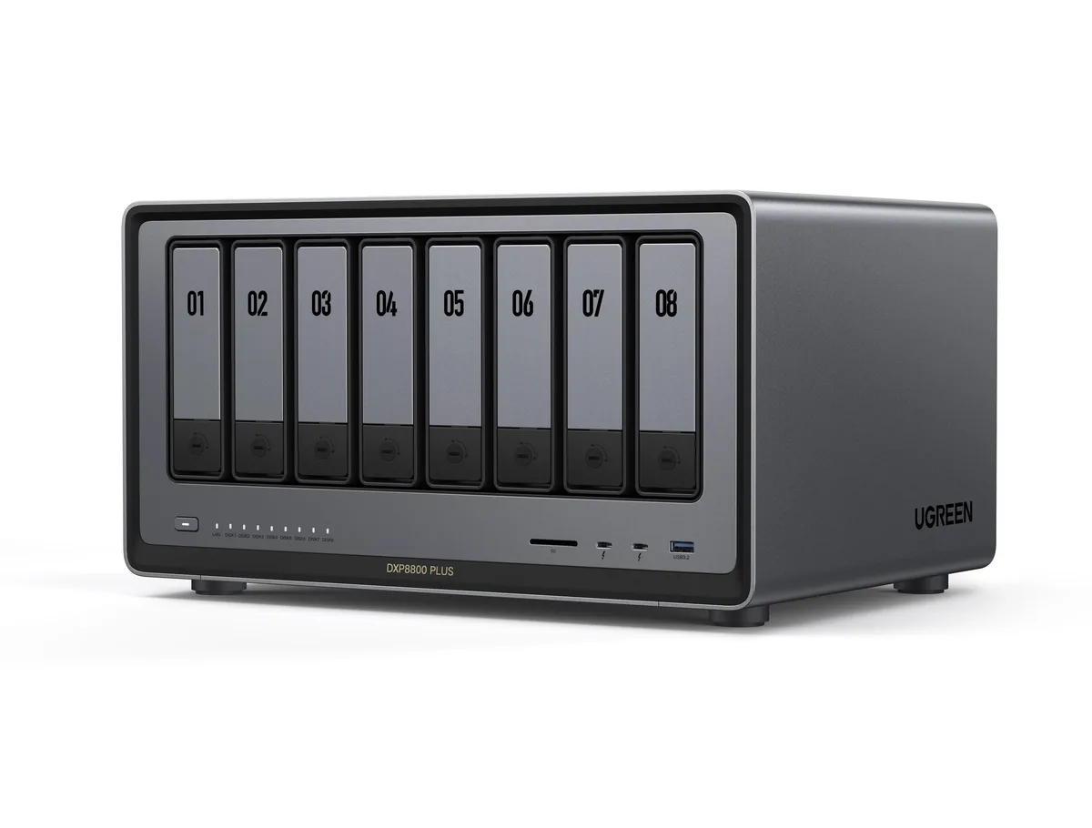 Ugreen Group Limited Ugreen Group Limited DXP8800 Plus 8-Bay NAS Intel Core i5 1235U 8GB DDR5 — صورة المنتج