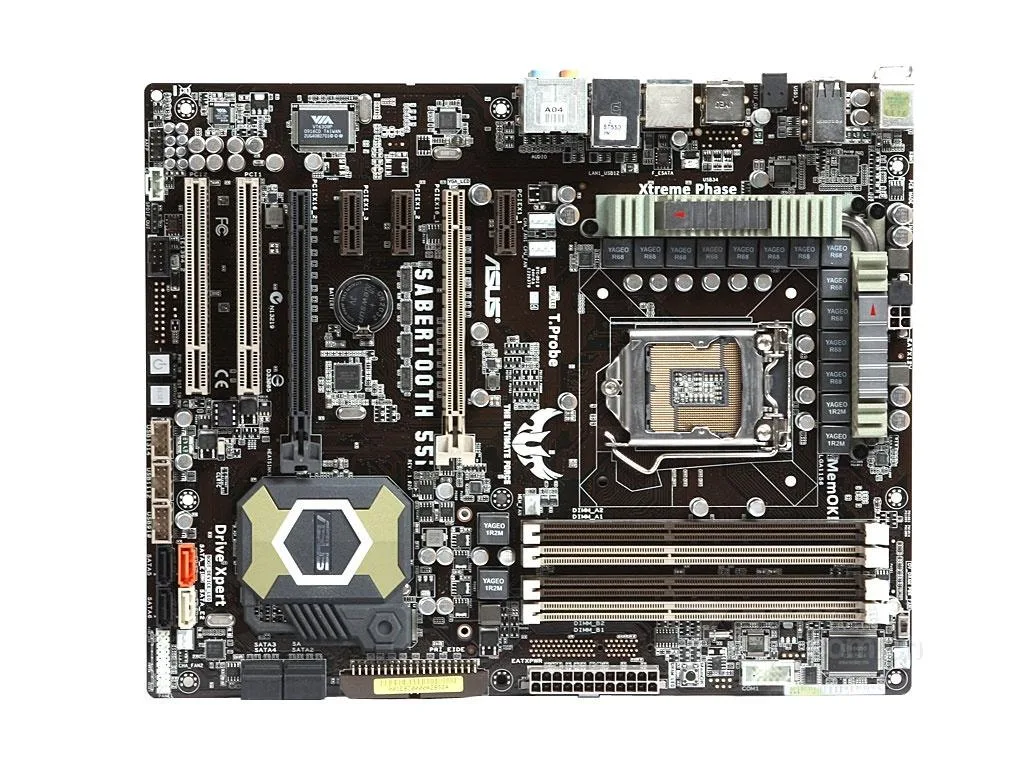 ASUS ASUS SaberTooth 55i LGA 1156 Intel P55 DDR3 16GB ATX Intel motherboard — photo du produit