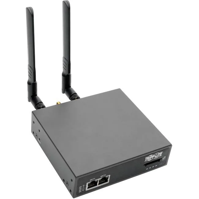 Rack-mountable console server, 1.4 inch height, matte finish, front antenna blades and ports
