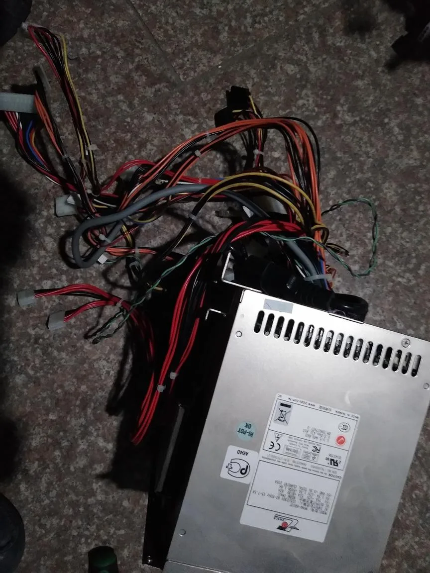 KHACHIMO KHACHIMO MPN4-6810F industrial control server power supply — photo du produit