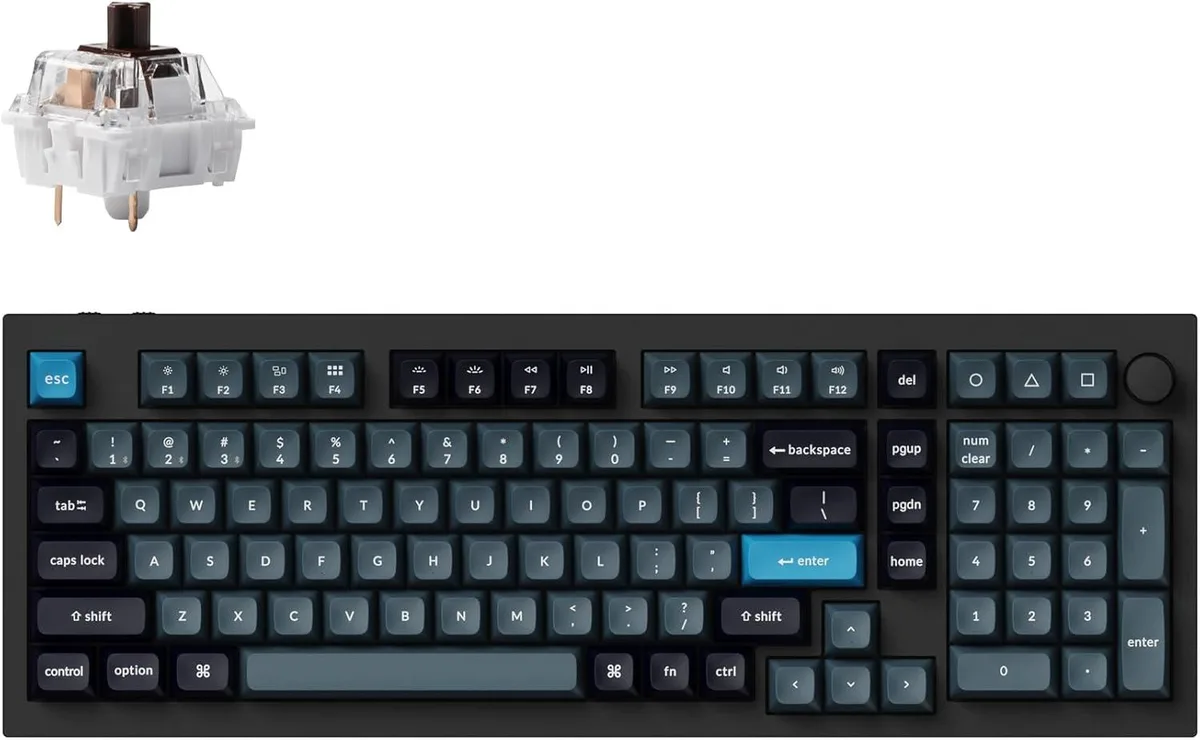 Compact 96% aluminium keyboard with rotary knob and 82 keys