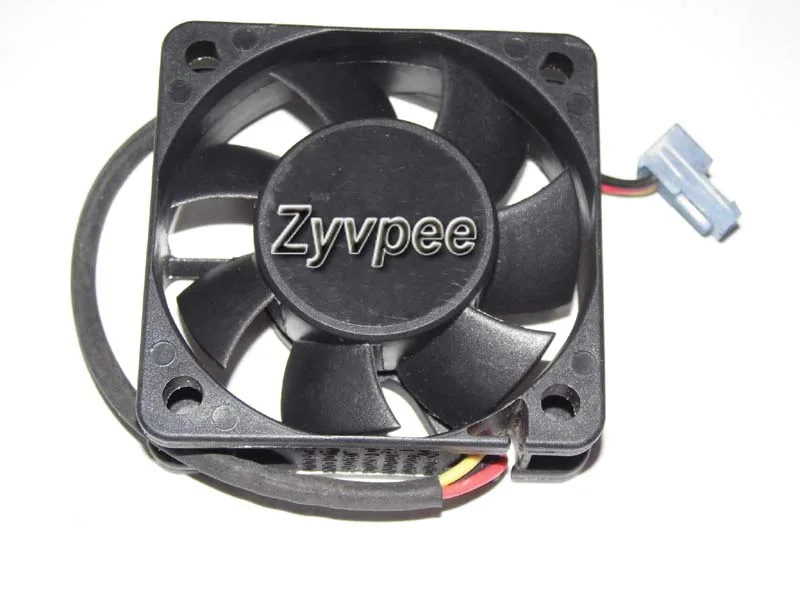 Zyvpee Zyvpee KDE1205PHV3 50x15mm 12V 0.5W 3-pin case fan — 제품 사진