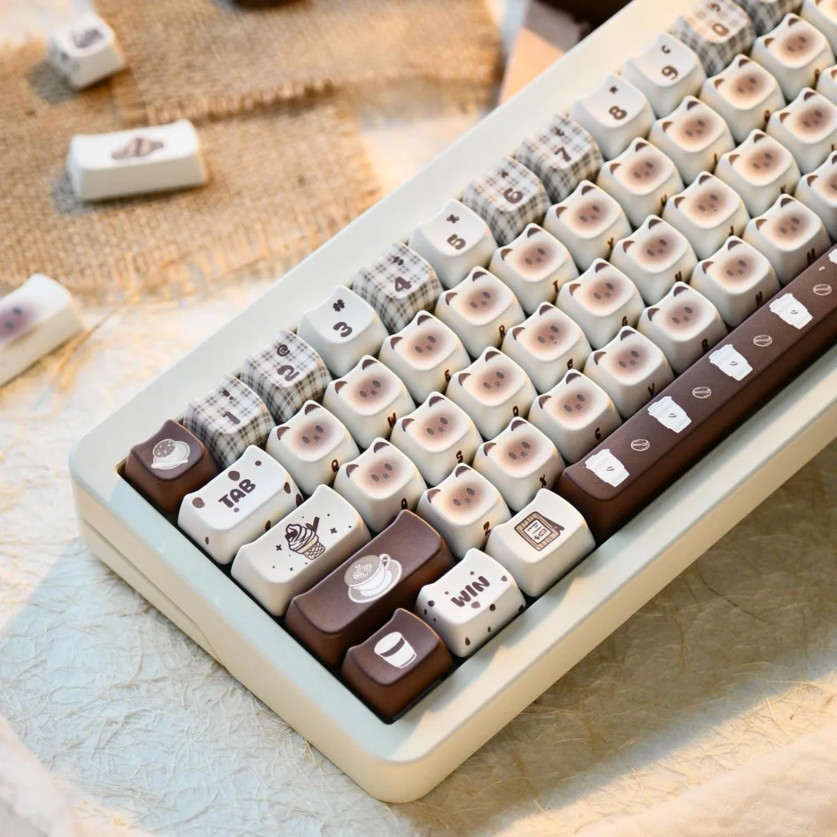 Set of 133 brown coffee-theme Siamese cat PBT keycaps with MAO profile and key puller