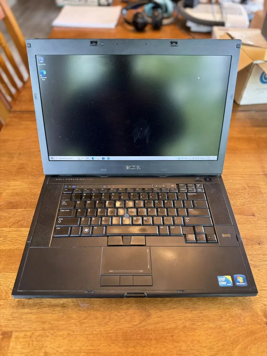 DELL DELL Precision M4500 i7-640M 2.66GHz 8GB 128GB SSD 15.6" FHD laptop — toote foto
