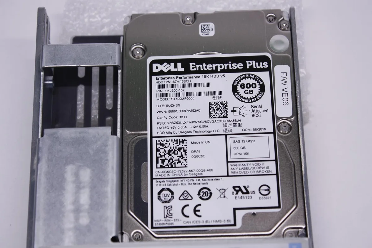 DELL DELL 600GB 15000RPM SAS 2.5" internal hard drive — produktfoto