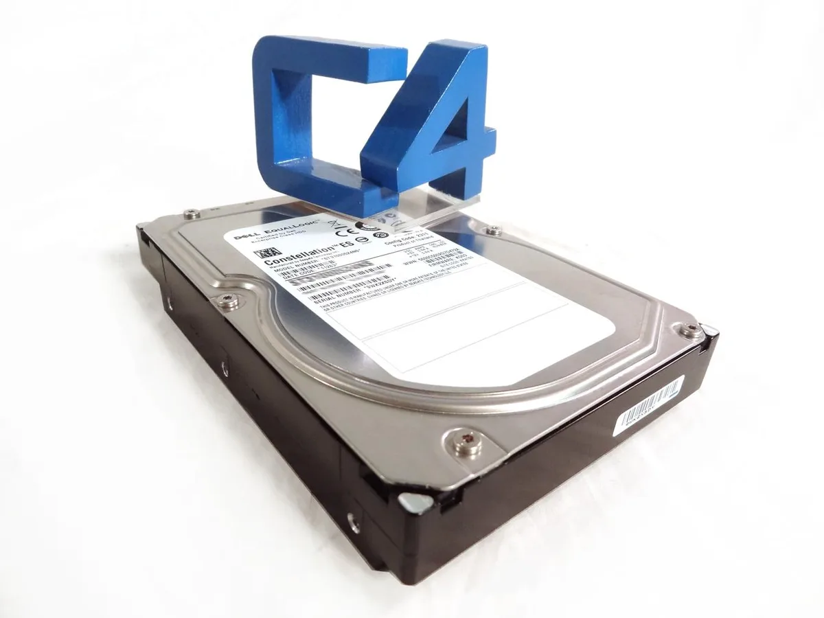 DELL DELL 02R3X 600GB 15000 RPM SAS 3.5" internal hard drive — foto produk