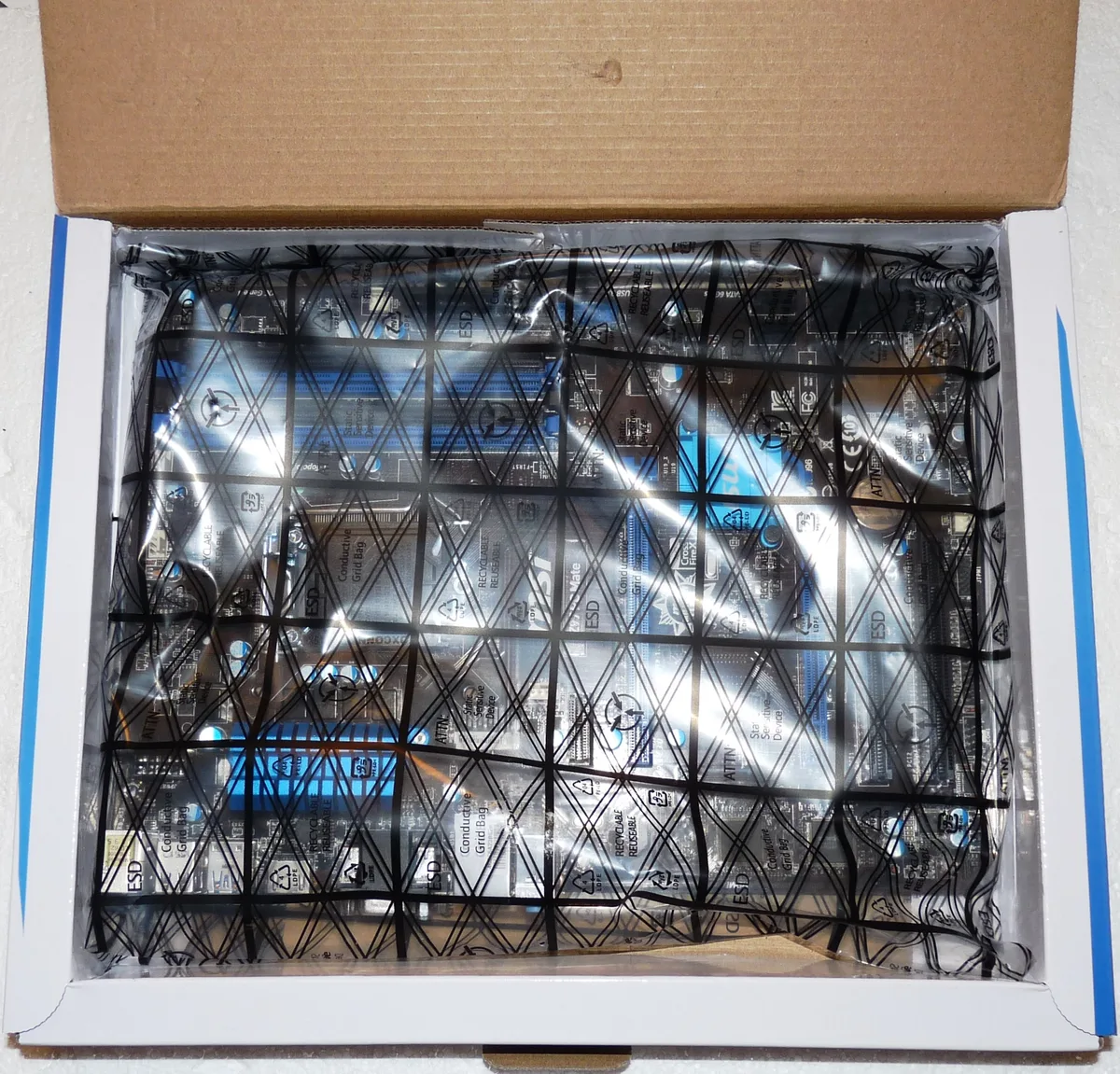 MSI MSI Z97 PC Mate LGA 1150 Intel motherboard OEM packing no accessories — снимка на продукта