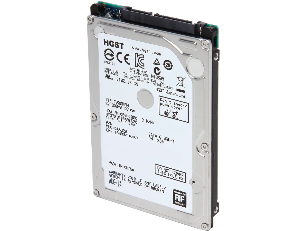 HGST HGST Travelstar 7K1000 0J22423 1TB 7200 RPM 32MB SATA 6.0Gb/s 2.5" laptop hard drive — fotografia produktu