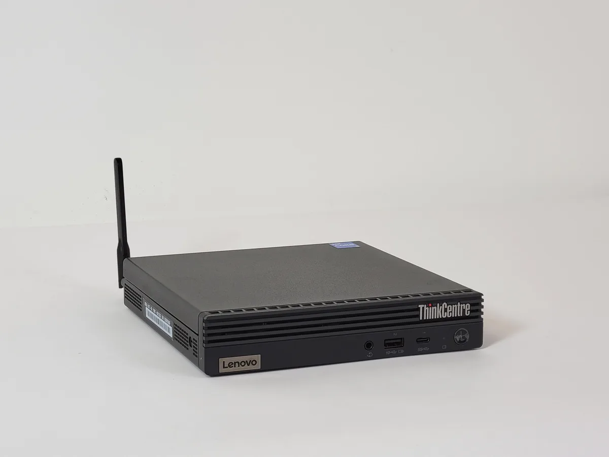 Lenovo Lenovo ThinkCentre M70q Tiny Gen 2 i5-11400T 1.3GHz 16GB 512GB Windows 10 Pro desktop PC — termékfotó