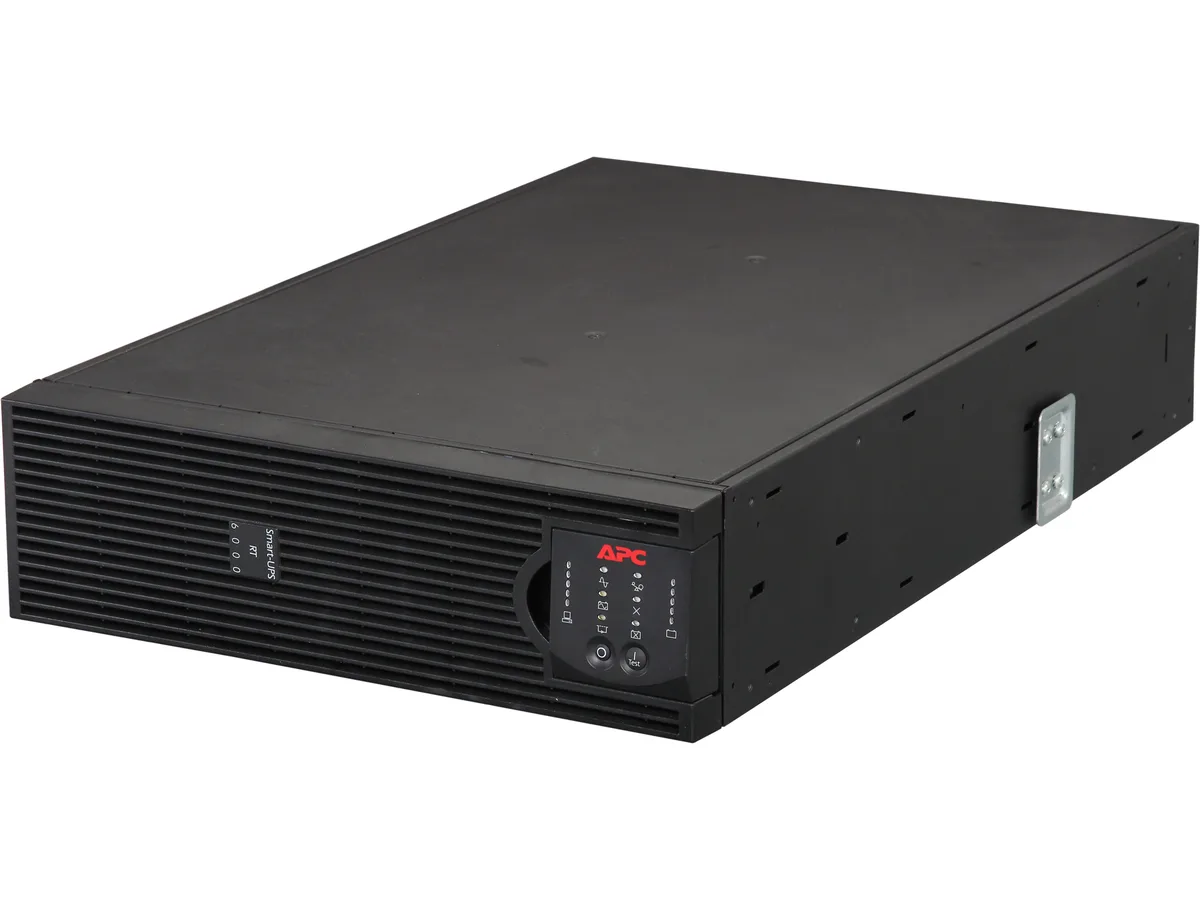 APC APC Smart-UPS On-Line SURT6000RMXLT3U 6000VA 4200W 208V 3U UPS — produktfoto