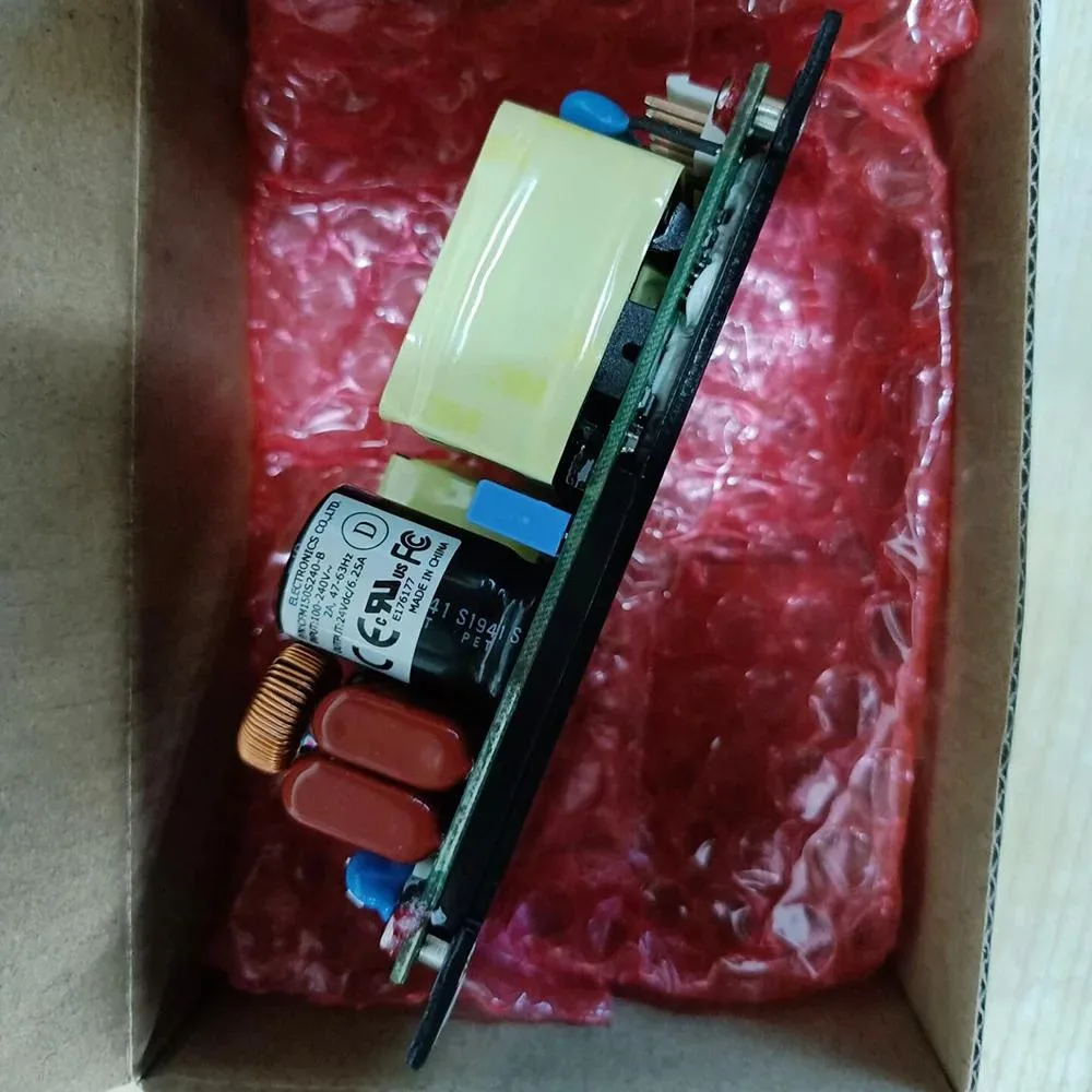 KHACHIMO KHACHIMO CFM150S240-B 24V 6.25A 150W switching power supply — photo du produit