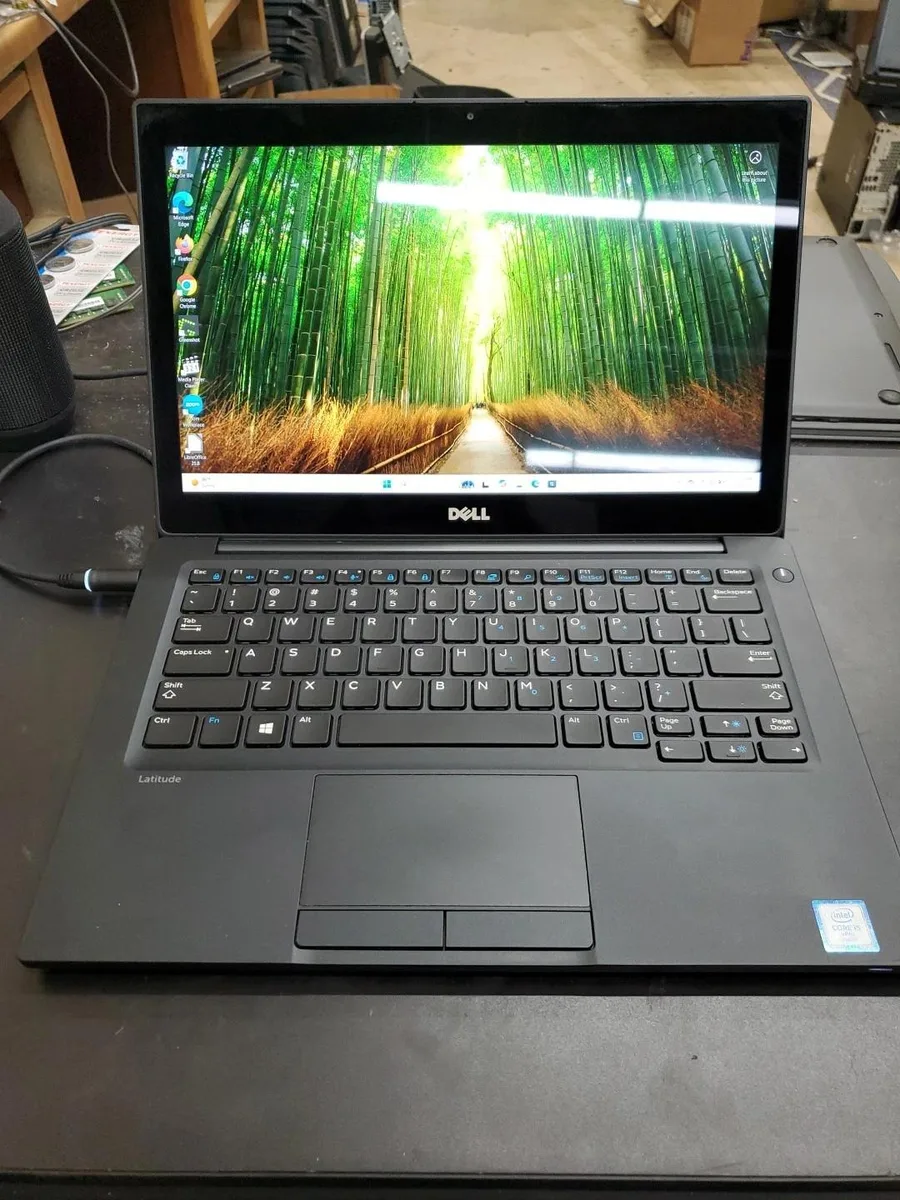 DELL DELL Latitude 7280 laptop i5-7300U 2.60GHz 8GB 128GB 12.5" FHD Touchscreen — fotografie produktu