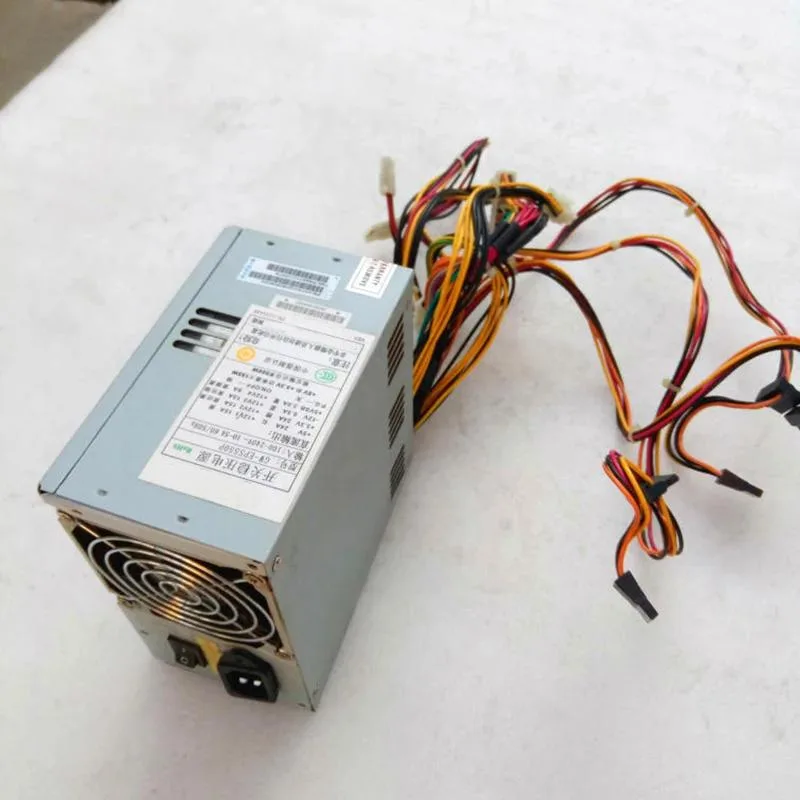 KHACHIMO KHACHIMO 550W ATX power supply GW-EPS550P — photo du produit
