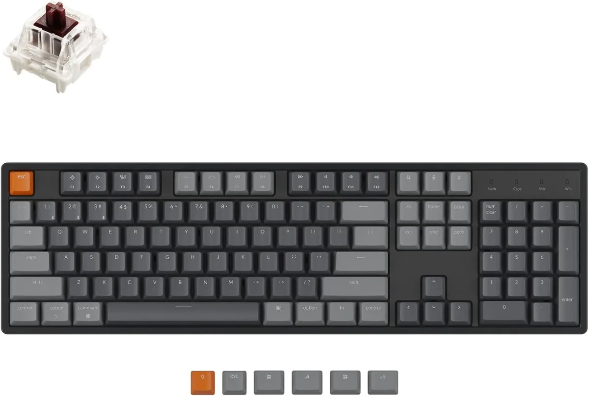 Full-size aluminium keyboard with 104 keys and RGB backlight