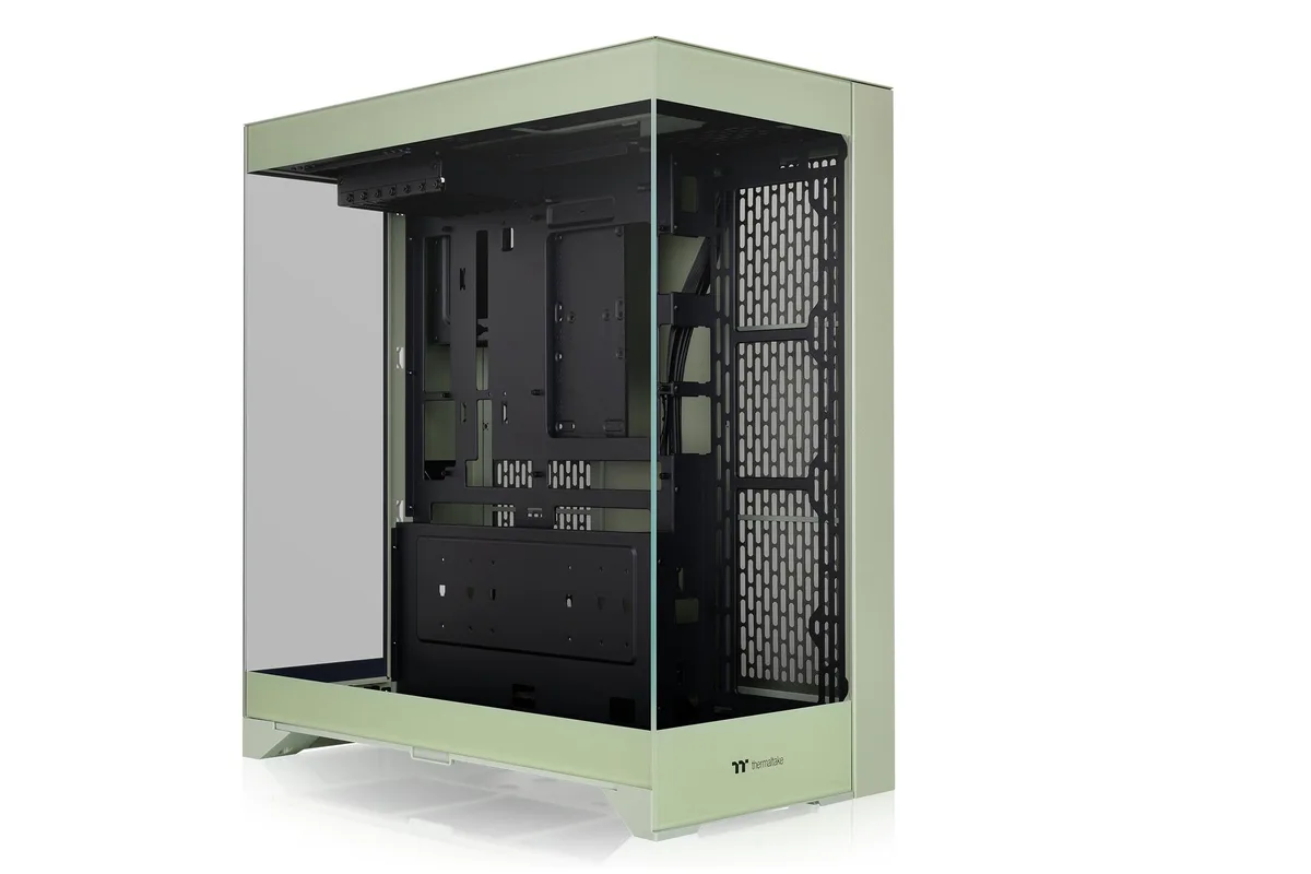 Matcha green ATX mid tower with three tempered glass side panels