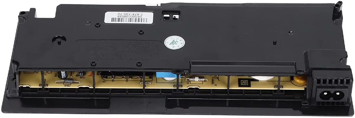 myVolts myVolts ADP-160FR 4 Pin power supply for PS4 Slim 2200 — photo du produit